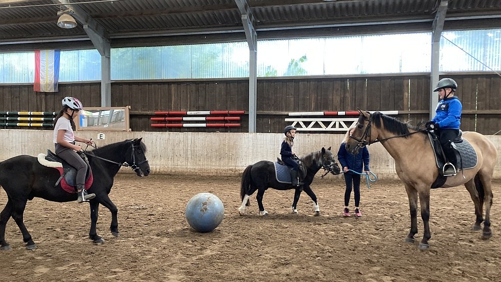 Paardenvoetbal in de rijbak, © Alte Schule Barlin
