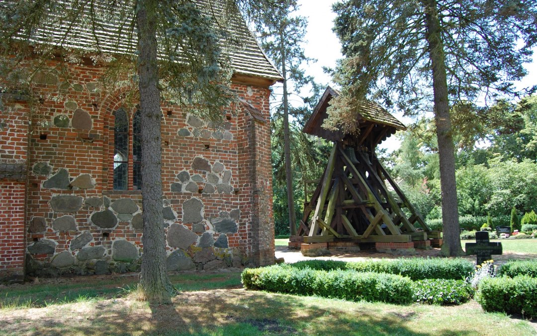 De klokkentoren van de kerk in Garwitz, © Foto: Karl-Georg Haustein