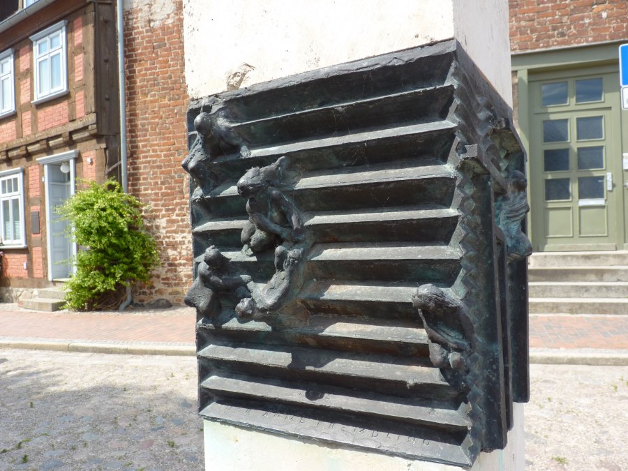 Linia napowietrzna lub lampy gazowe, © Waren (Müritz) Kur- und Tourismus GmbH