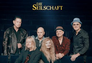 Die Seilschaft - UNGEFILTERT – 2027 - // © Sandra Geisler Die Seilschaft - UNGEFILTERT – 2027 - // © Sandra Geisler