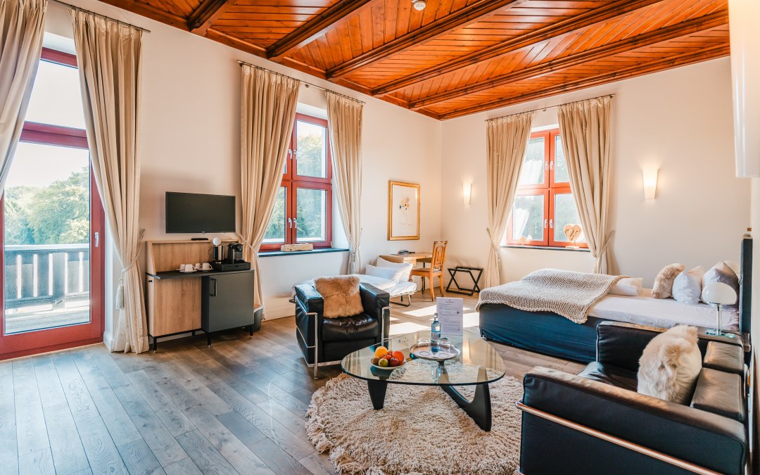 Ruime hotelkamer in kasteel Ranzow, © Schloss Ranzow / FotoArt Mirko Boy