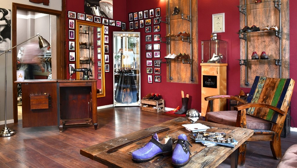 Zicht op de receptie van Kay Gundlack's schoenenfabriek in Parchim, &copy; MV Foto e.V. Fotografin: Christine J&ouml;rss-Munzlinger