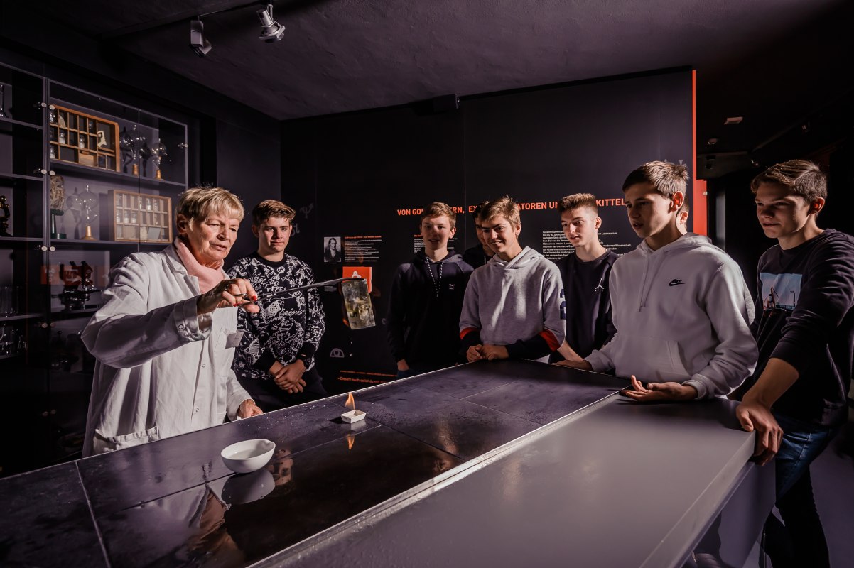 © (c) TLM MV © (c) TLM MV