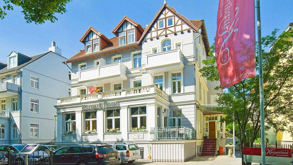Welcome to the Kurpark Hotel Warnem&uuml;nde // &copy; Olaf Kowitz