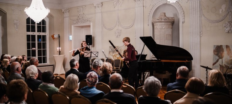 Yaro Konzert im Schloss Vietgest zum Schl&ouml;sserherbst // &copy; Sebastian Hugo Scholz-Witzel