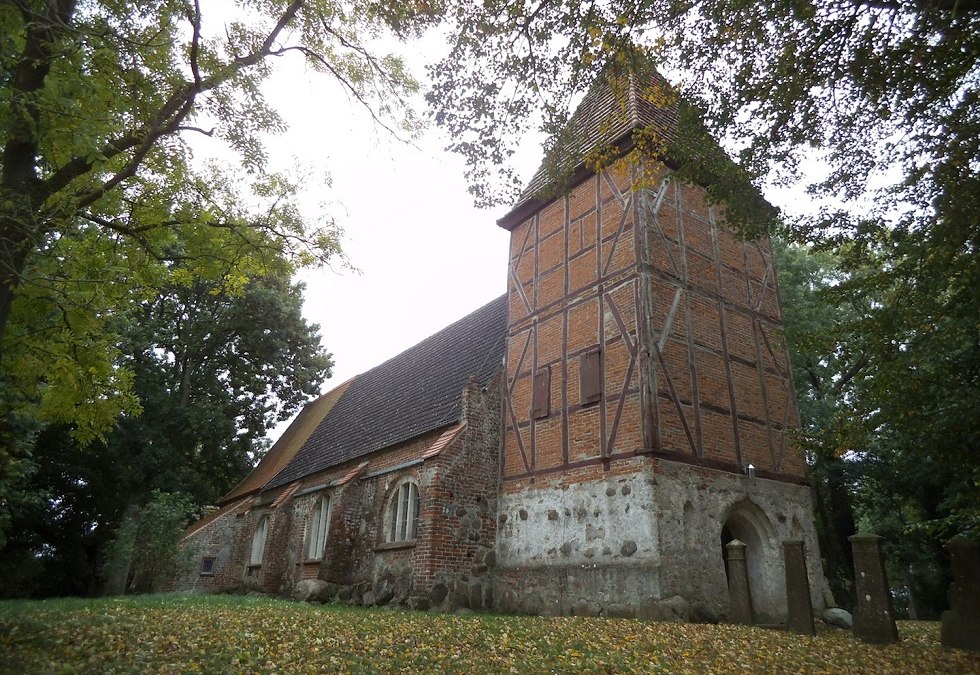 Kościół św. Szczepana w Swantow, © Tourismuszentrale Rügen