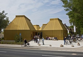 Kunstmuseum Ahrenshoop, buitenaanzicht, © Kurverwaltung Ahrenshoop · Foto voigt&kranz UG, Prerow