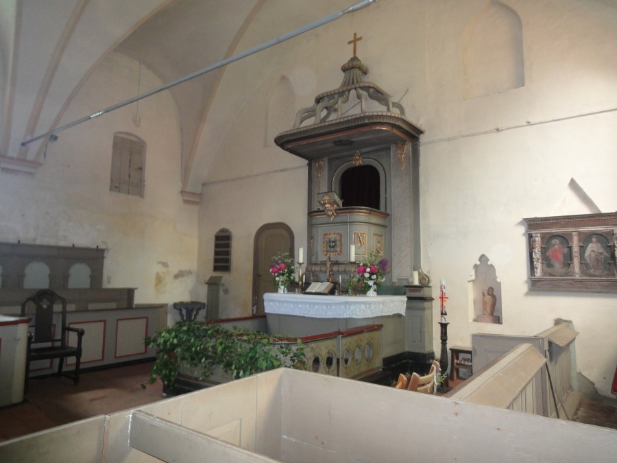 Altar of the Heilig-Kreuz-Kirche Kemnitz, © Josephin Bock