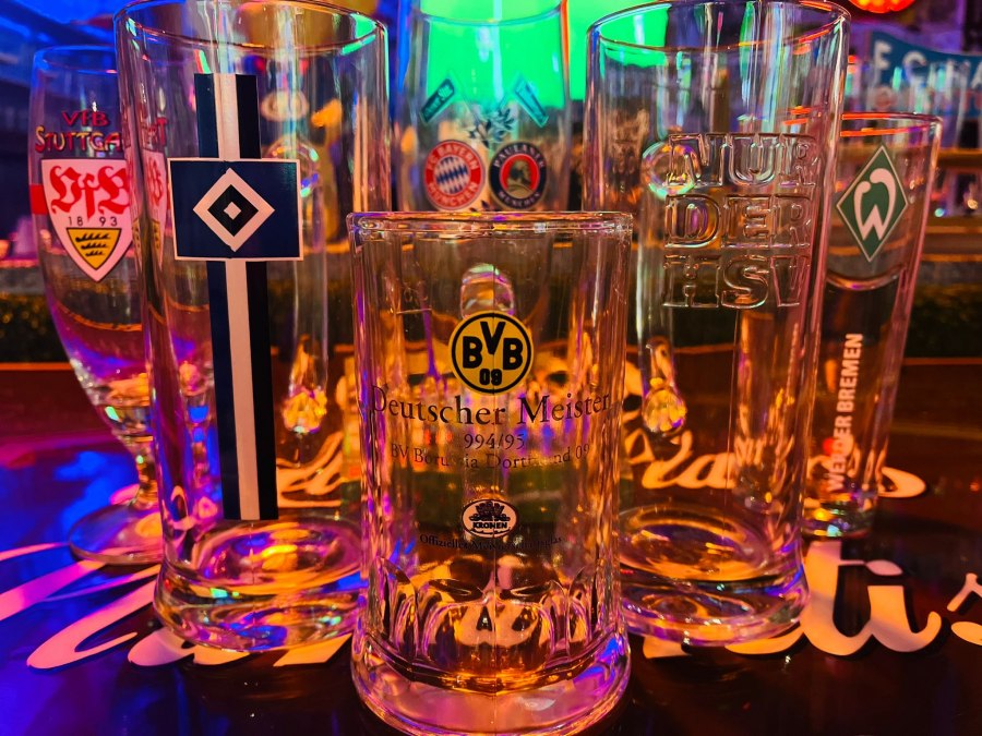 Beer tasting from German soccer stadiums, &copy; Sportsbar Allstars