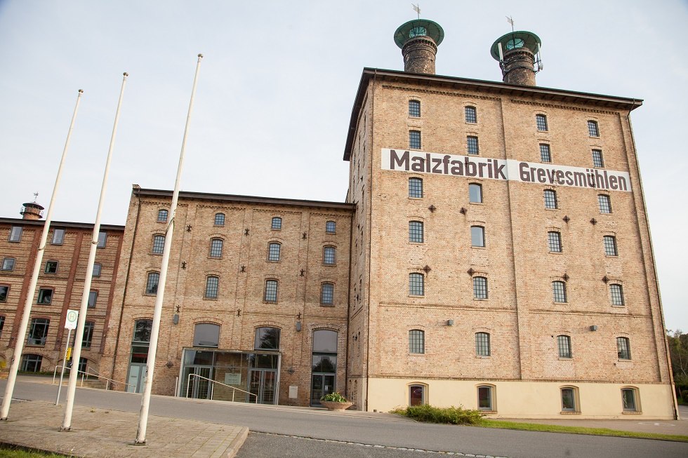 Today, the malt factory is the seat of the administration of the district of Nodwestmecklenburg. // &copy; Frank Burger