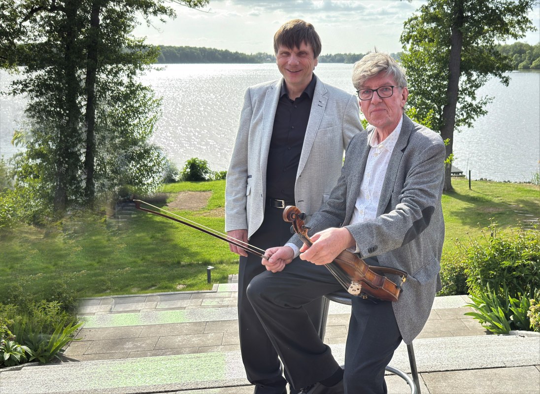 Thorsten Rosenbusch i dr Eckart Möbius (od lewej do prawej) // © Norbert Becker Thorsten Rosenbusch i dr Eckart Möbius (od lewej do prawej) // © Norbert Becker