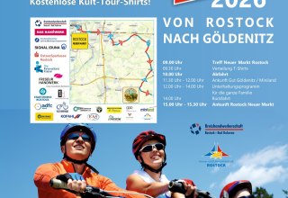 Veranstaltungsplakat der 19. Warnow Tour am 7. Juni 2026 von Rostock nach Göldenitz. Das Plakat zeigt eine Fahrrad fahrende Familie vor blauem Himmel, die Streckenkarte vom Rostocker Neuen Markt bis zum Gut Göldenitz/Miniland sowie die Logos der beteiligten Partner und Sponsoren. // © Kreishandwerkerschaft Veranstaltungsplakat der 19. Warnow Tour am 7. Juni 2026 von Rostock nach Göldenitz. Das Plakat zeigt eine Fahrrad fahrende Familie vor blauem Himmel, die Streckenkarte vom Rostocker Neuen Markt bis zum Gut Göldenitz/Miniland sowie die Logos der beteiligten Partner und Sponsoren. // © Kreishandwerkerschaft
