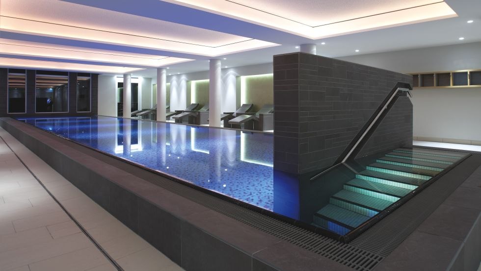 Strefa wellness BALTIC SPA z przestronnym basenem // © Upstalsboom Kühlungsborn Strefa wellness BALTIC SPA z przestronnym basenem // © Upstalsboom Kühlungsborn