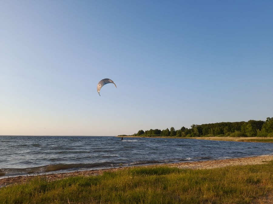 Boiska do siatkówki plażowej na kąpielisku "Mili" - 1. letnia impreza plażowa, © TDG Rechlin mbH Boiska do siatkówki plażowej na kąpielisku "Mili" - 1. letnia impreza plażowa, © TDG Rechlin mbH