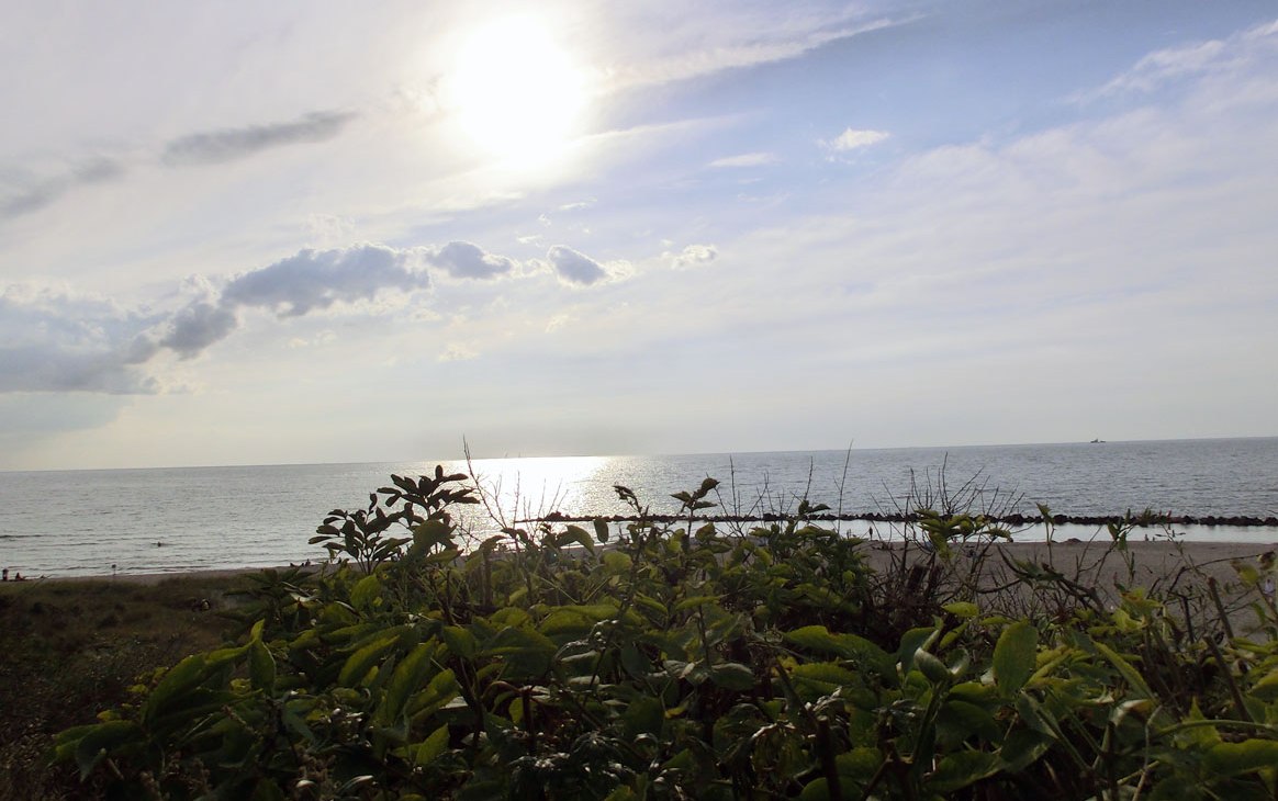 Widok na Morze Bałtyckie, © Kurverwaltung Ahrenshoop · Foto Dana Schmidt Widok na Morze Bałtyckie, © Kurverwaltung Ahrenshoop · Foto Dana Schmidt