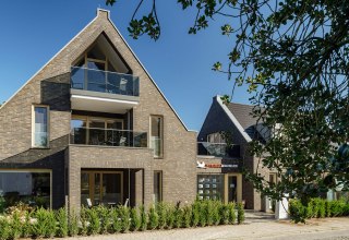 Ansicht der Balkone Schietbüdel, Boddenschnacker und der Terrasse der Wohnung Pinschieter // © Integral Immobilien Ansicht der Balkone Schietbüdel, Boddenschnacker und der Terrasse der Wohnung Pinschieter // © Integral Immobilien