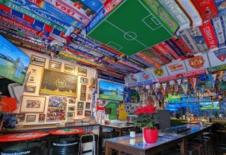 The sports bar offers plenty of potential for guesswork and discussion, &copy; Sportsbar Allstars