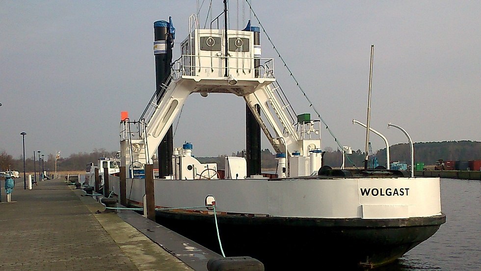 Ferry "Stralsund" in Wolgast harbor // &copy; Bastian Baltzer