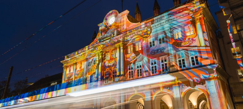 Rostock City Hall During Light Week // &copy; Stadtwerke Rostock &copy;Botschafteragentur