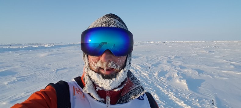 &copy; &copy;Robby Clemens