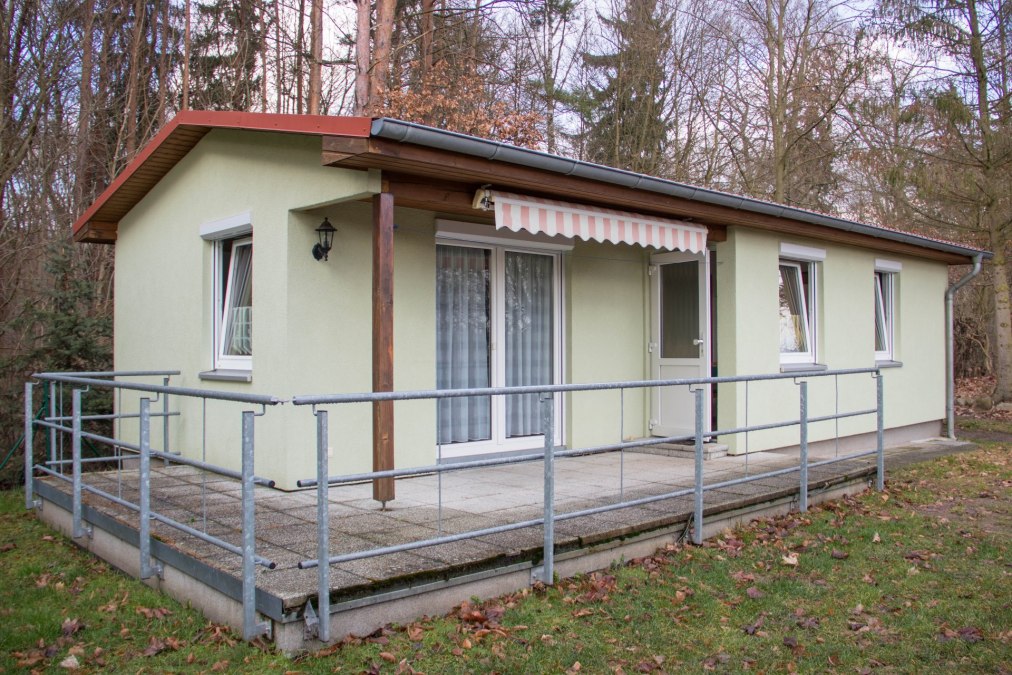 Z tarasu roztacza się wspaniały widok na wioskę i jezioro Haussee, © C. Reinhold