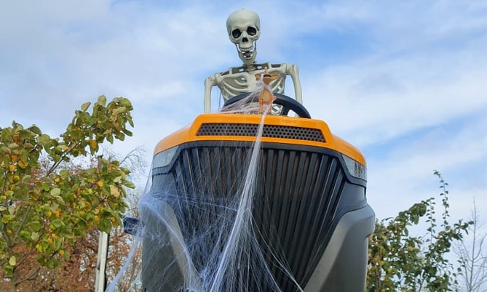 Skeleton gardener, © Christian Beckert Skeleton gardener, © Christian Beckert