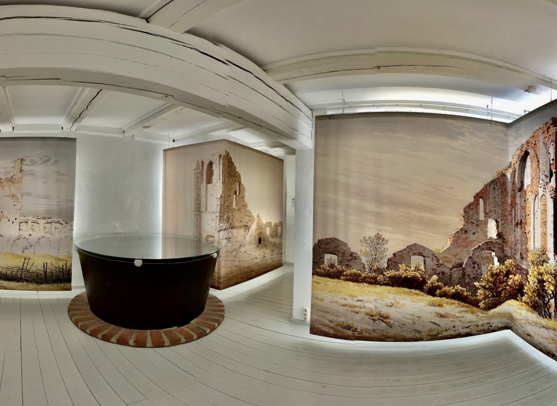 Pokój Eldena // © Caspar-David-Friedrich-Gesellschaft e. V., ©2021 Gudrun Koch Pokój Eldena // © Caspar-David-Friedrich-Gesellschaft e. V., ©2021 Gudrun Koch