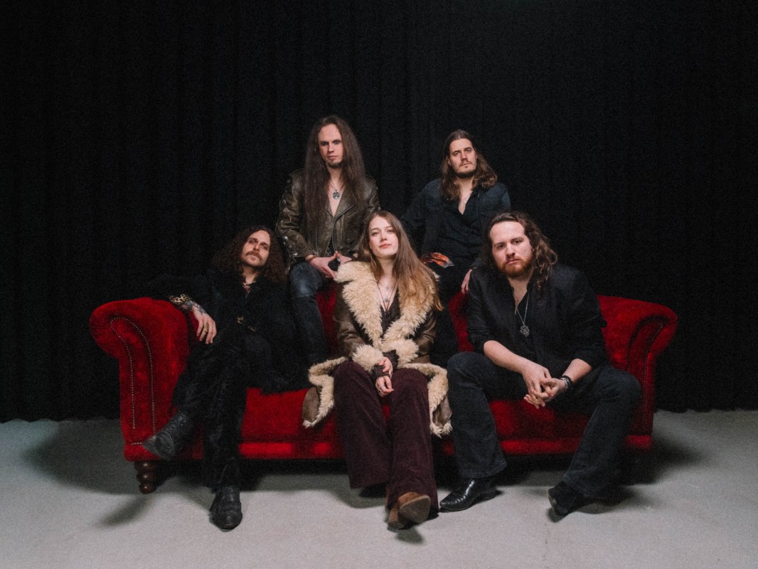 © Max Isaak Hartung © Max Isaak Hartung