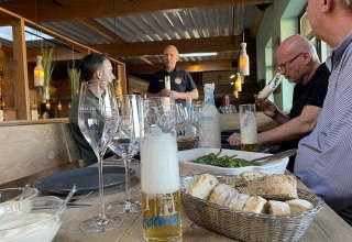 Świetna atmosfera w centrum browaru, © Insel-Brauerei