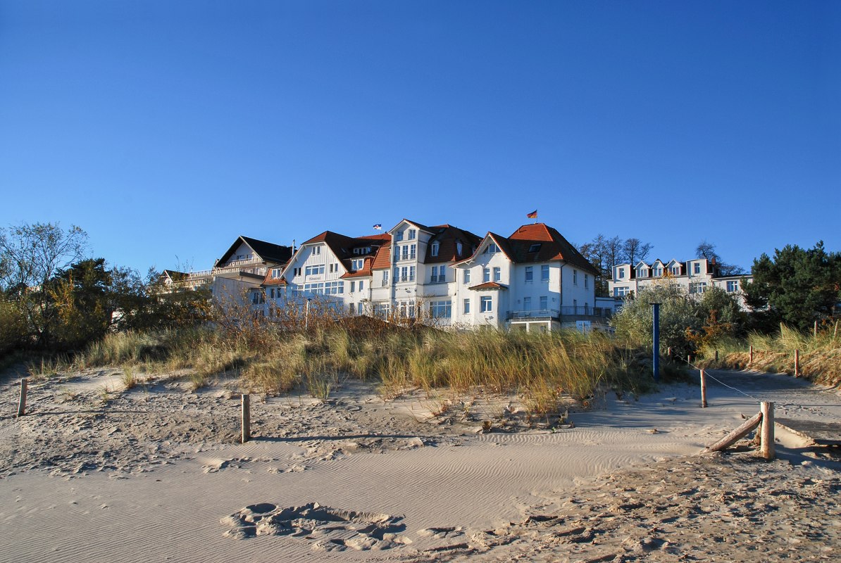 Buitenaanzicht // &copy; Promenadenhotel Admiral