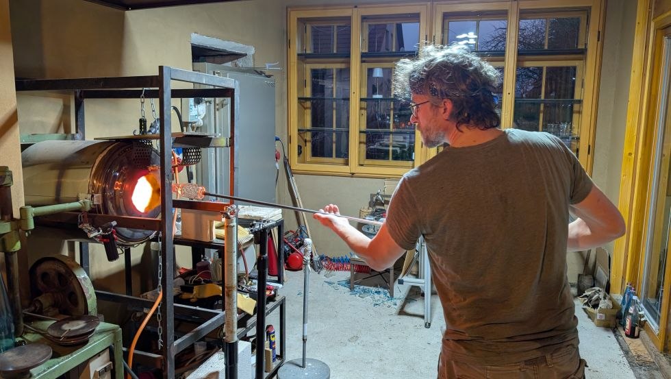 Working on the oven, &copy; Olaf Giertz