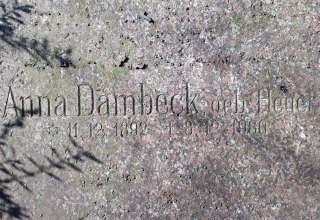 &copy; Angela Pfennig