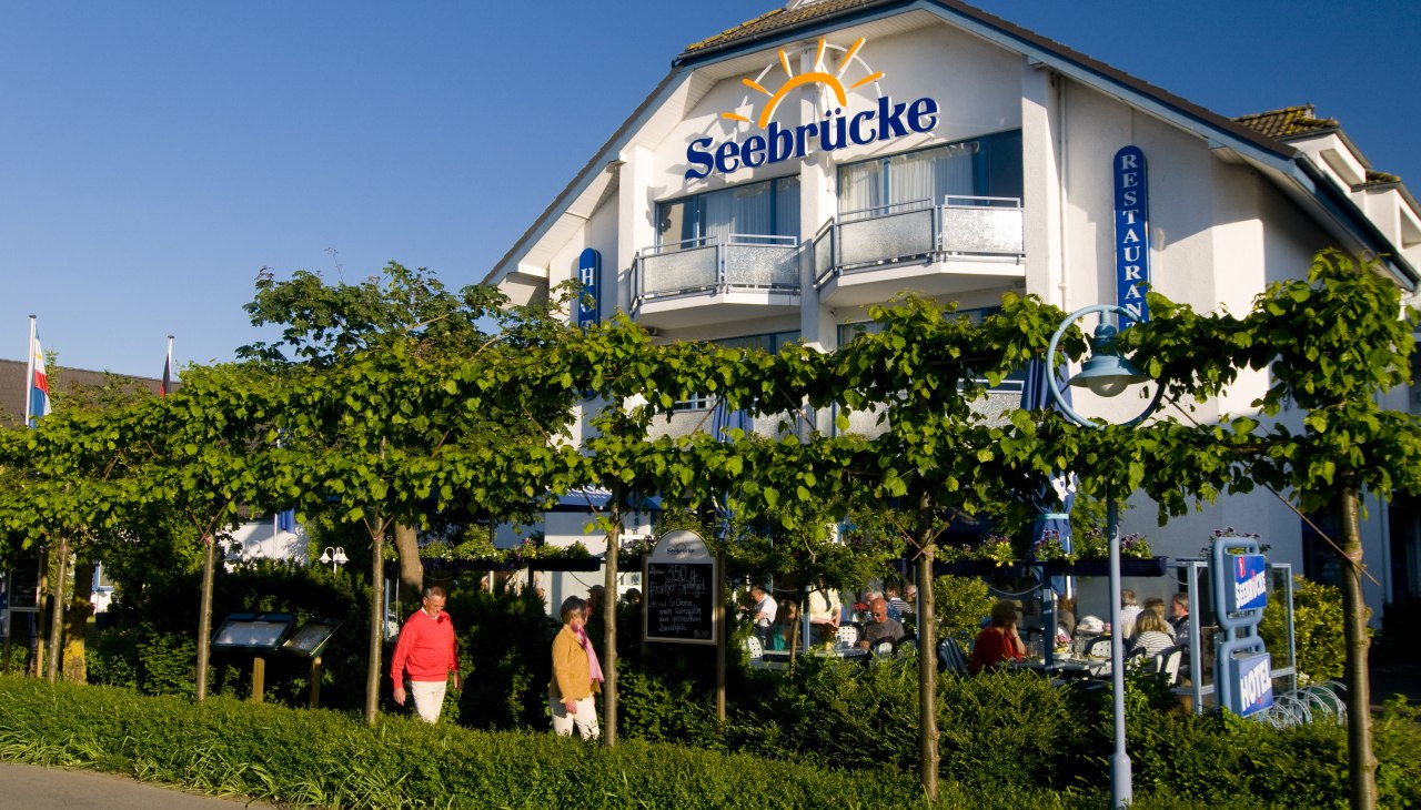 1 Widok hotelu Seebrücke z zewnątrz, © Dirk Bleyer