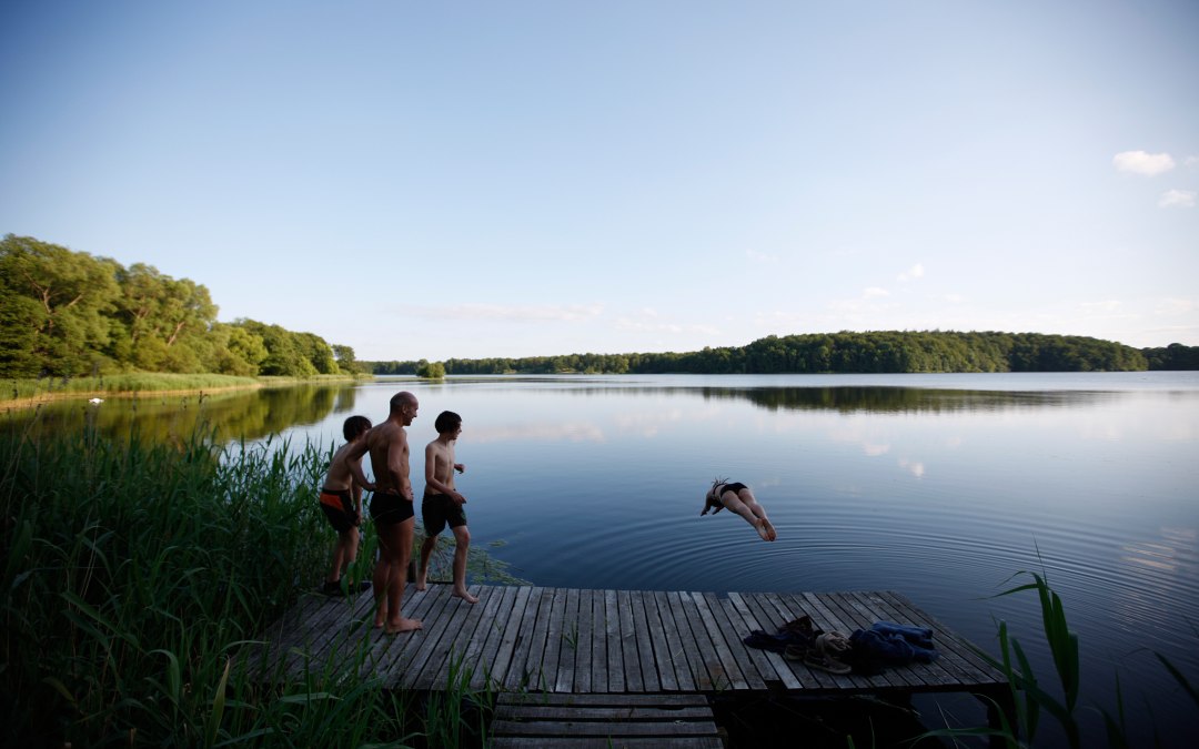 Avondzwemmen in de nabijgelegen Goldensee, © Hauke Dressler
