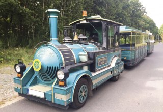 Plauer light rail // &copy; Fahrgastschifffahrt Wichmann