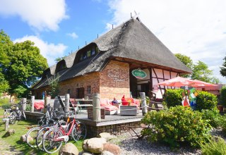 Gutshof Bastorf buitenaanzicht, &copy; Gutshof Bastorf