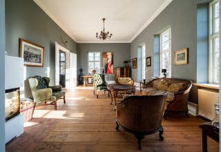 Widok posiadłości Zahren z zewnątrz // &copy; Alexander Rudolph