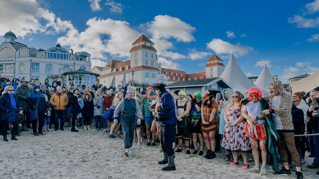 Kąpiel lodowa w Binz, © Binzer Bucht Tourismus Kąpiel lodowa w Binz, © Binzer Bucht Tourismus