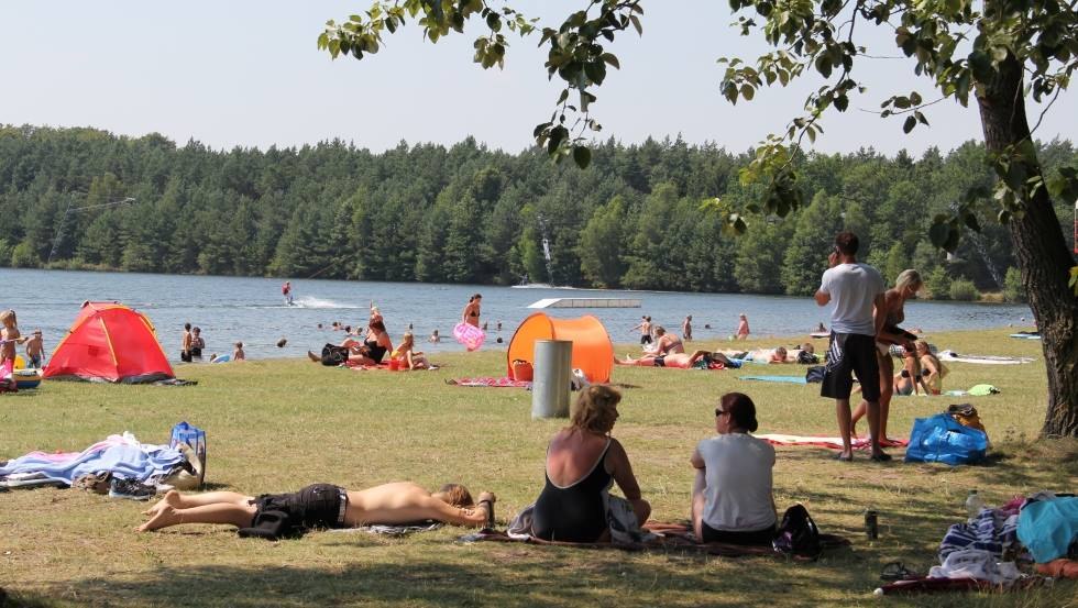 Zachun strand met ligweide, © Wasserski-Lift Zachun
