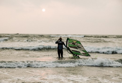 Windsurfen op de Oostzee, &copy; TMV/Roth