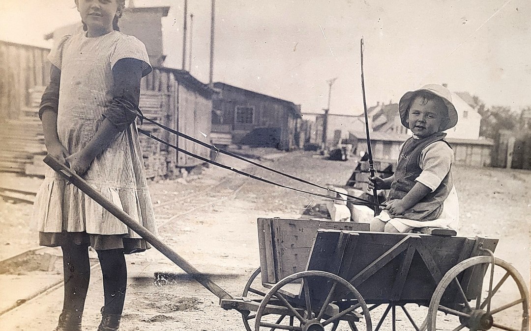 Hanna en Bernhard Awolin, halfbroer vóór 1914, © Stadtmuseum Teterow