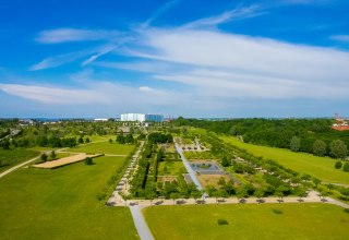 View of the B&uuml;rgerpark in Wismar from the observation tower // &copy; Frank Burger