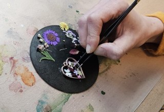 Skapa dina egna personliga blomsterdekorationer. // &copy; Sandra Gockel