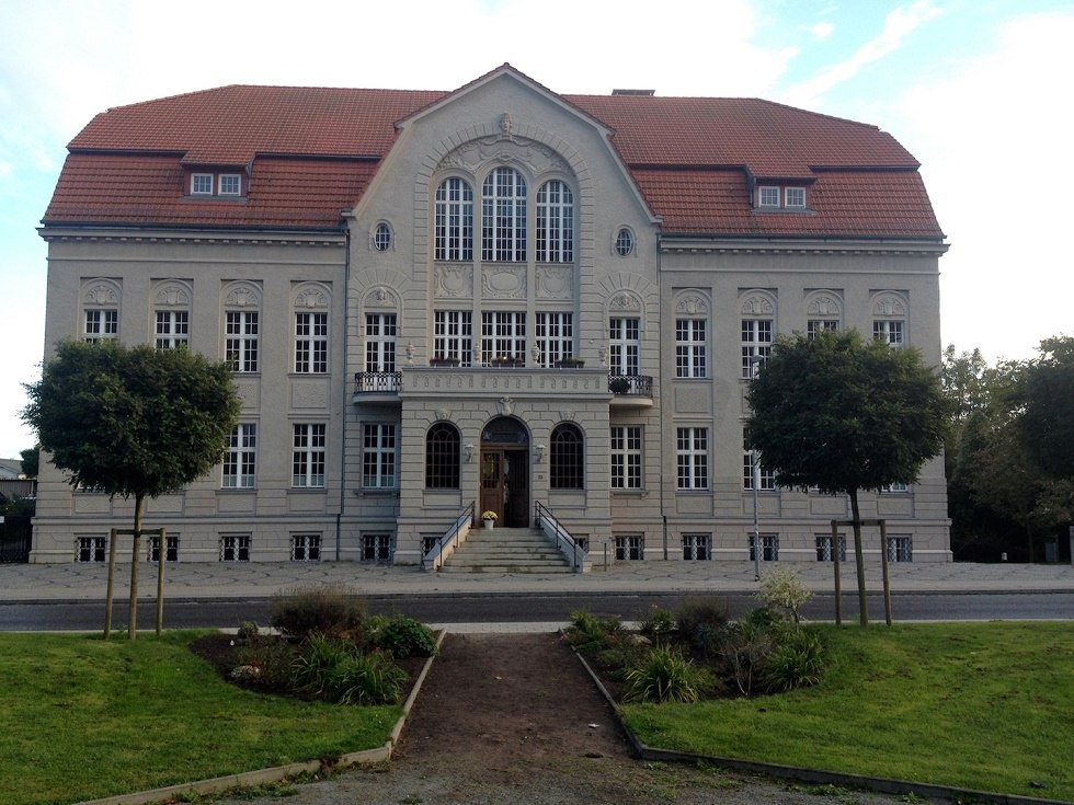 Exterior view city hall Sassnitz // © Tourismuszentrale Rügen Exterior view city hall Sassnitz // © Tourismuszentrale Rügen