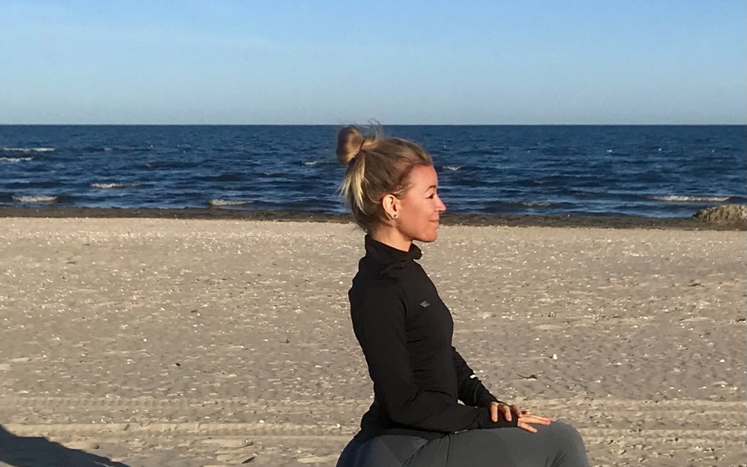 Fitness trainer Lisa Moschell op het strand op Usedom, © Lisa Moschell