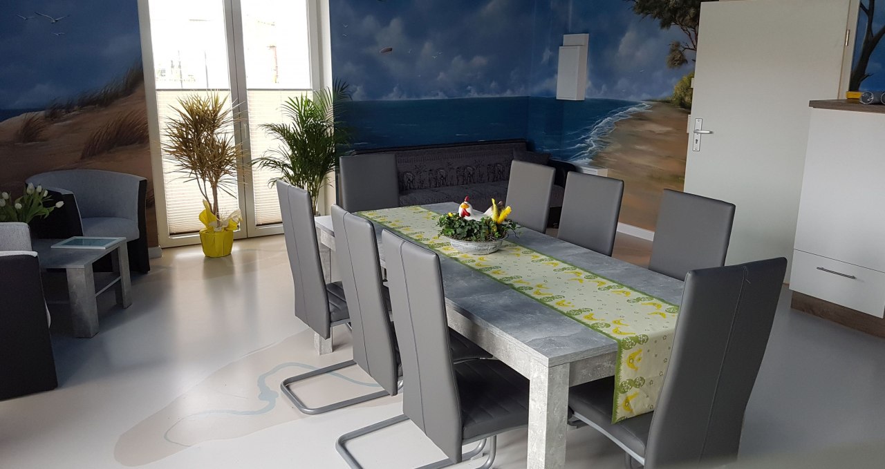Ontspannende vakantie-uurtjes in de moderne gemeenschappelijke ruimte // © Familie Lasner Ontspannende vakantie-uurtjes in de moderne gemeenschappelijke ruimte // © Familie Lasner