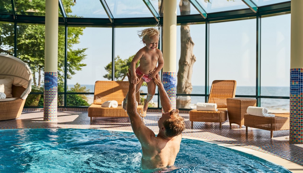 Basen z widokiem na morze, © Arne Nagel Basen z widokiem na morze, © Arne Nagel