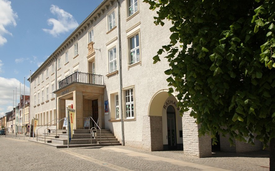 het stadhuis van Anklam op het marktplein, &copy; Photo-Atelier Th. Wiencke