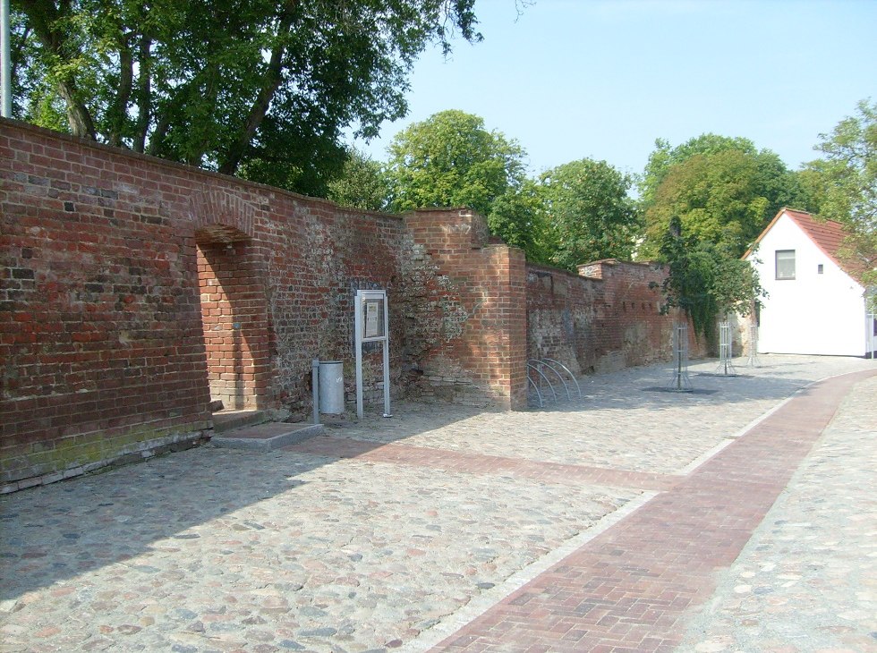 Mur miejski od wewnątrz miasta, © Baltzer