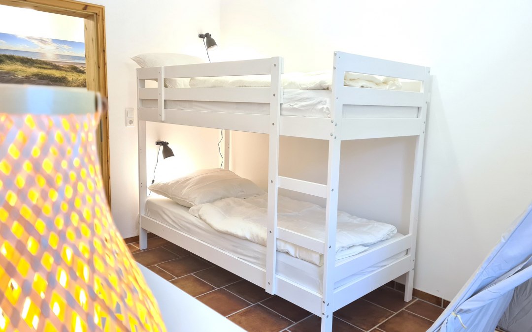 Stapelbed met speeltent in de "kinderkamer", © Bild vom Eigentümer